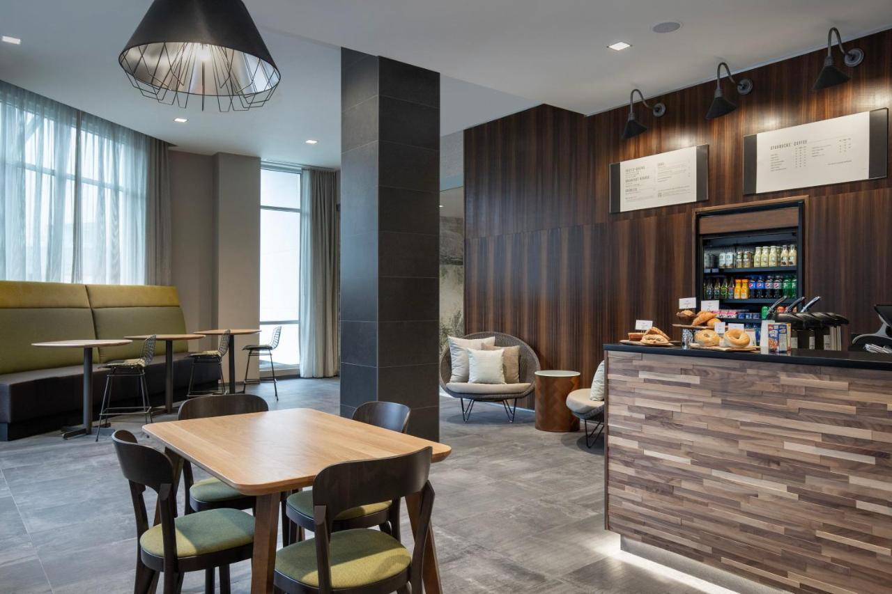 Courtyard By Marriott
