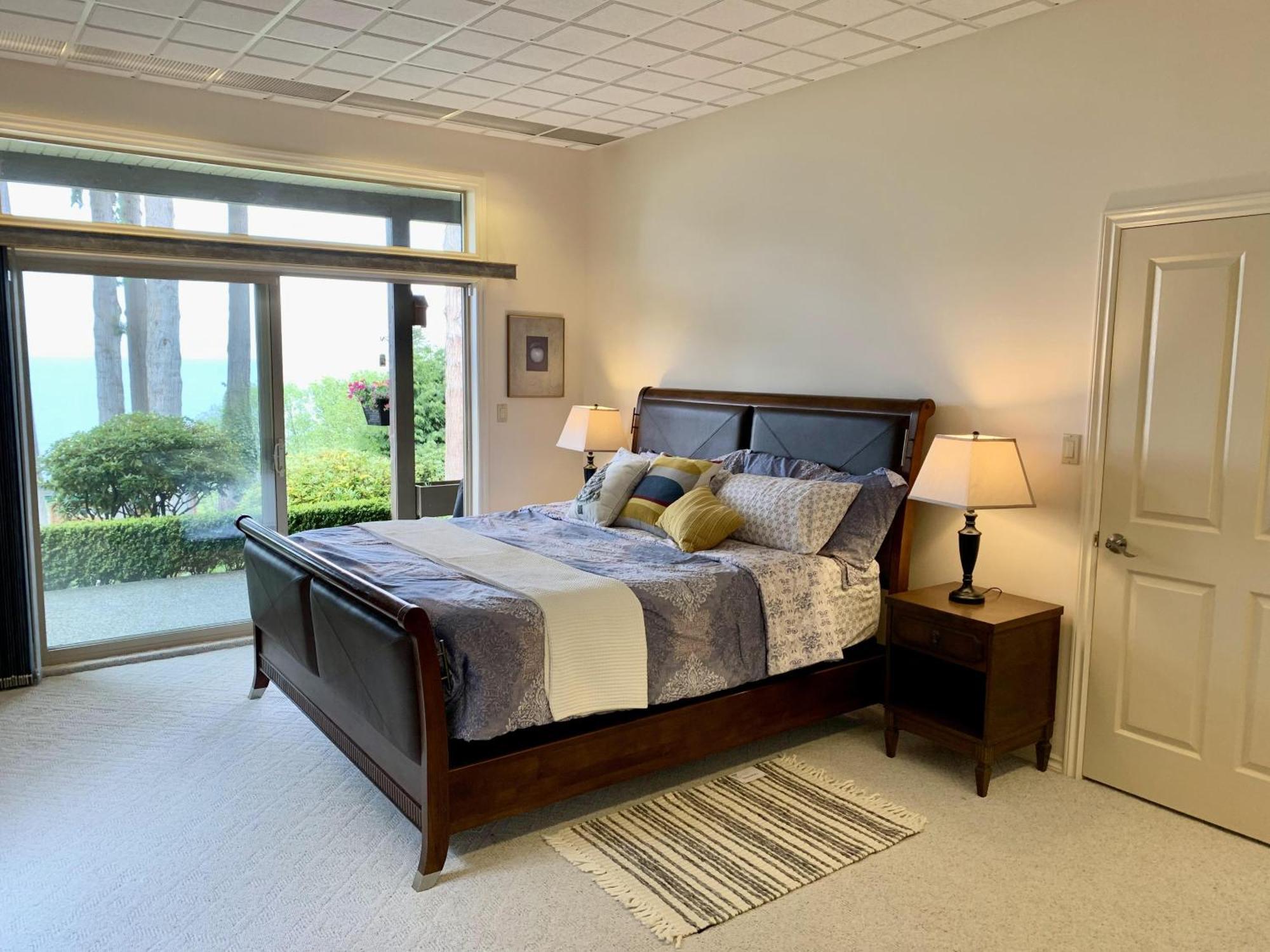 Villa Waterfront Eagle Nest