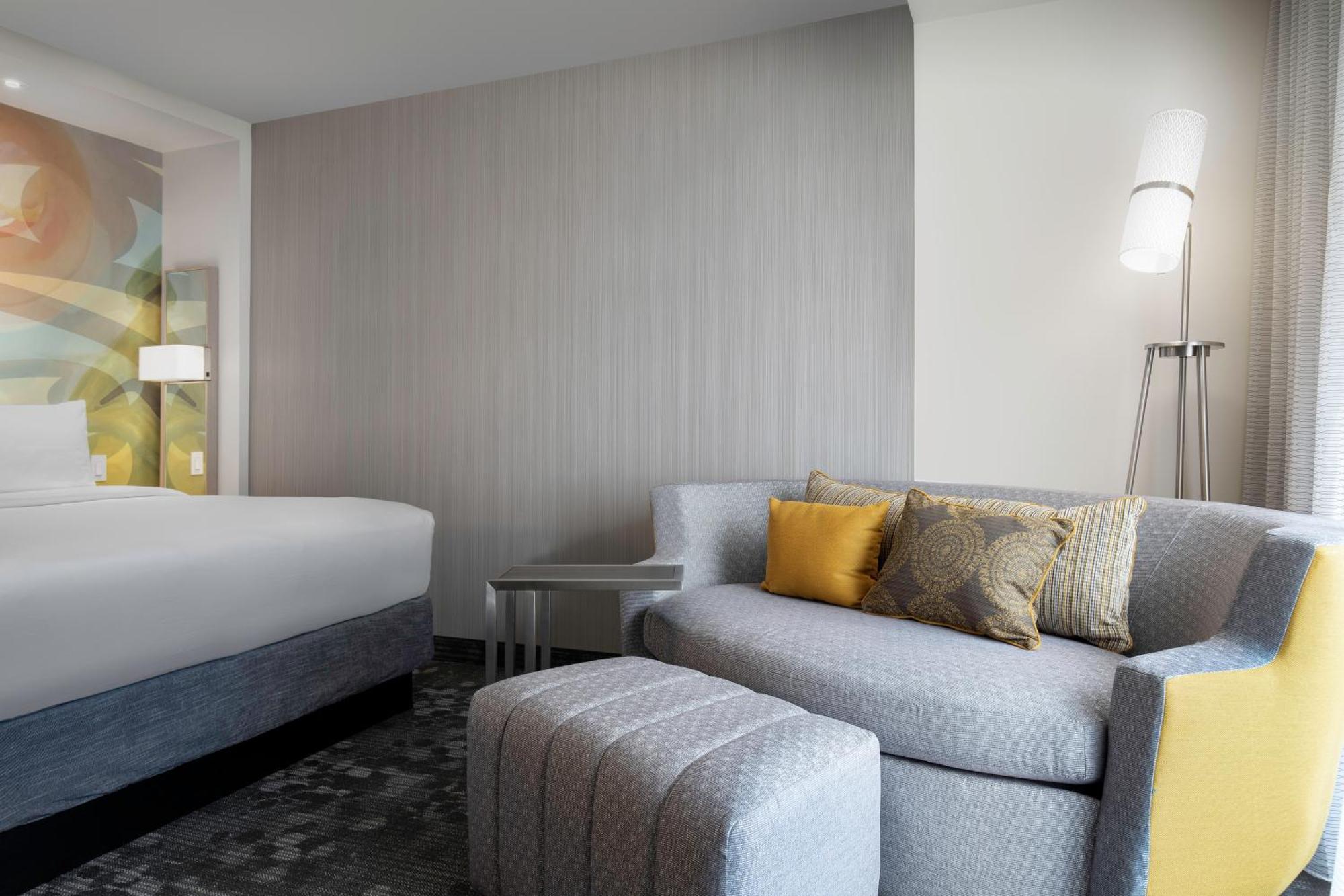 Hotel Courtyard By Marriott *