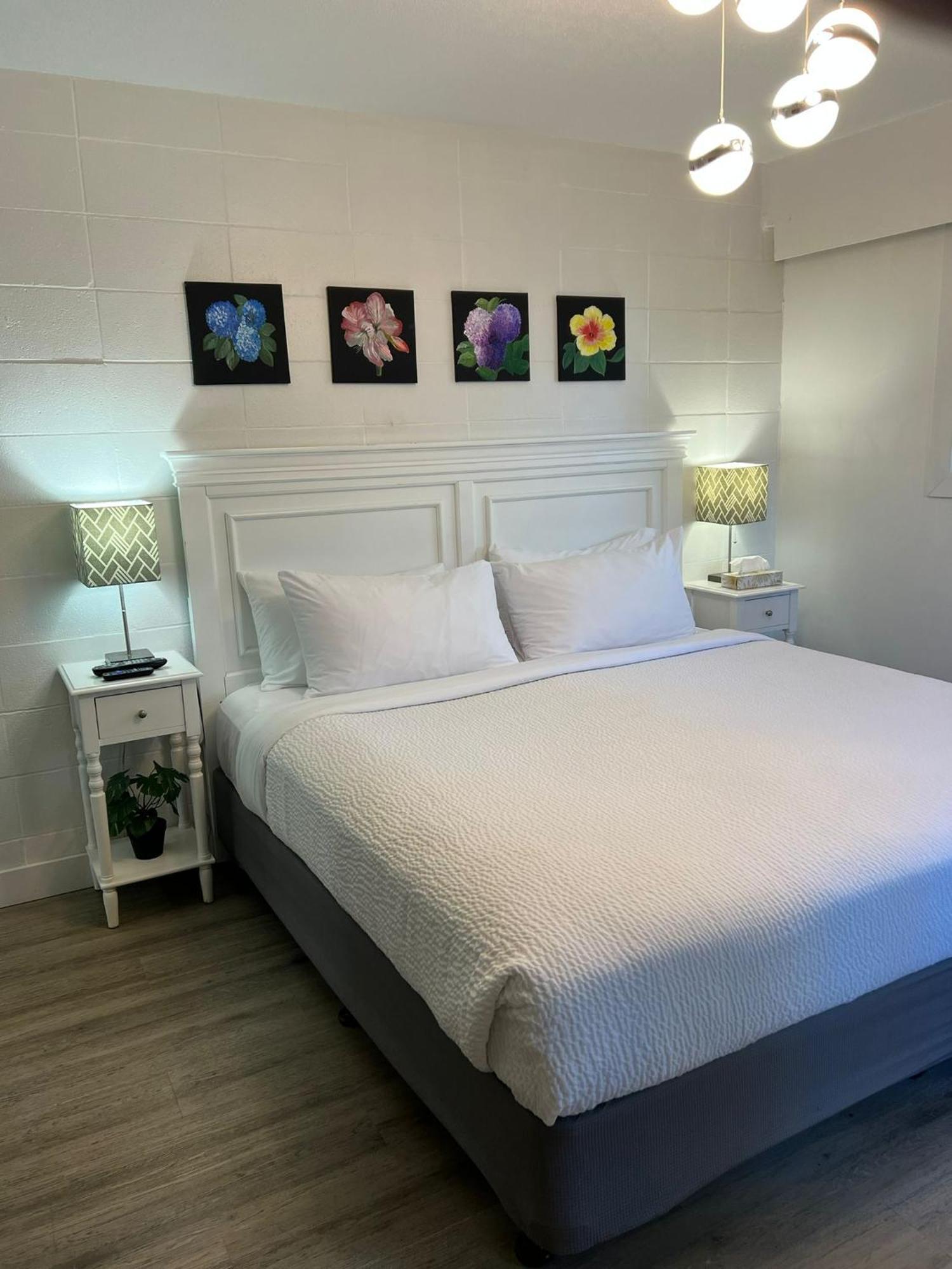 The Spot Motel 2*