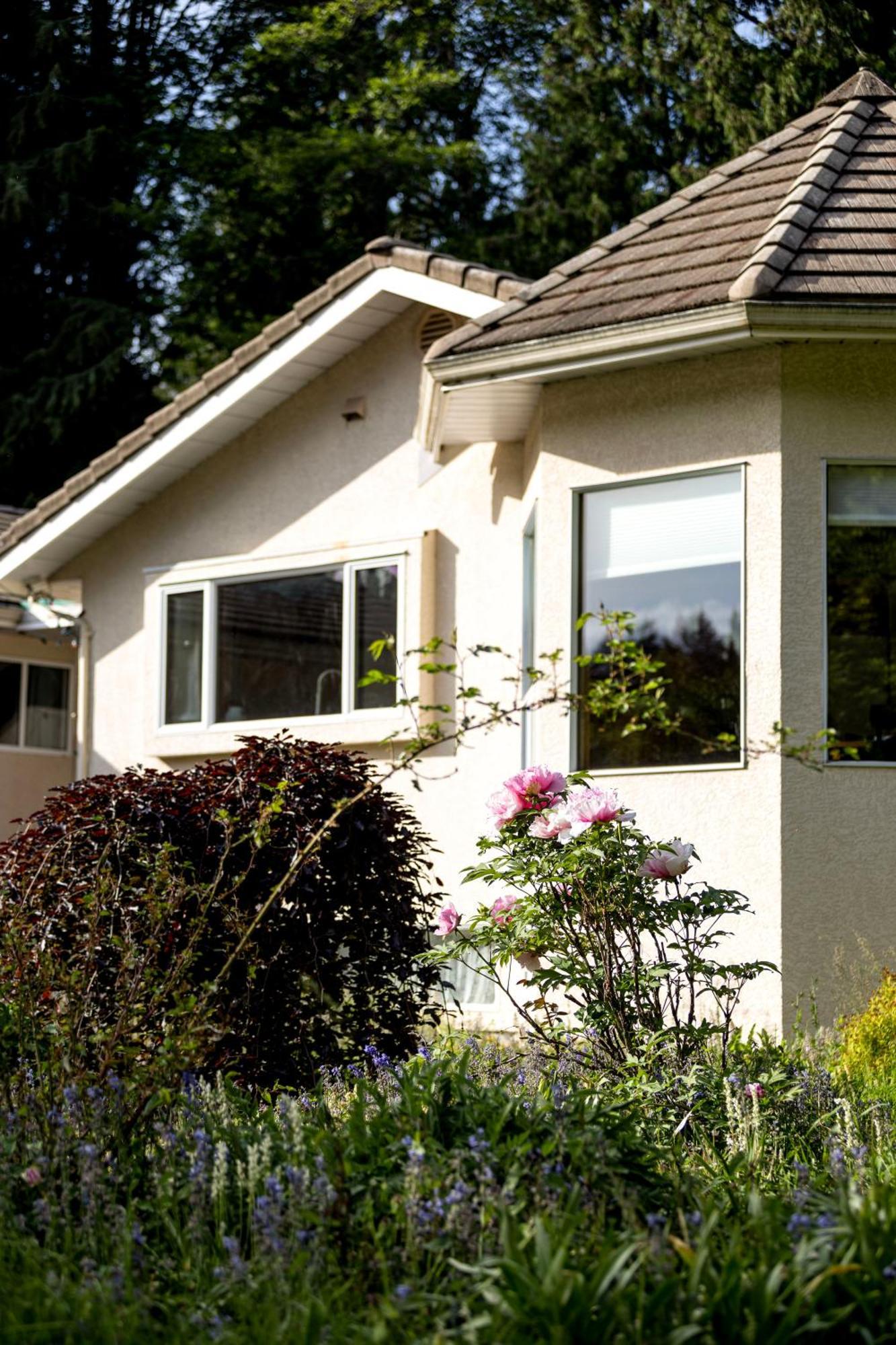 Holiday home 3-hectare Grand Forest Estate - A Tranquil Hideaway *