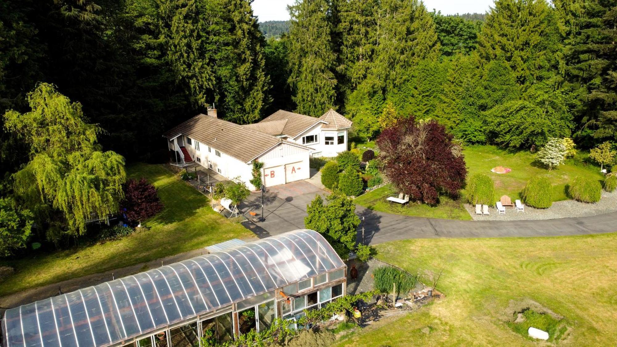 Holiday home 3-hectare Grand Forest Estate - A Tranquil Hideaway