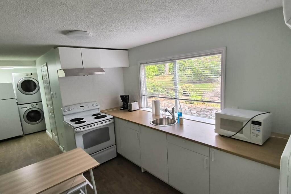Holiday home Cozy 1bd Retreat In Nanaimo