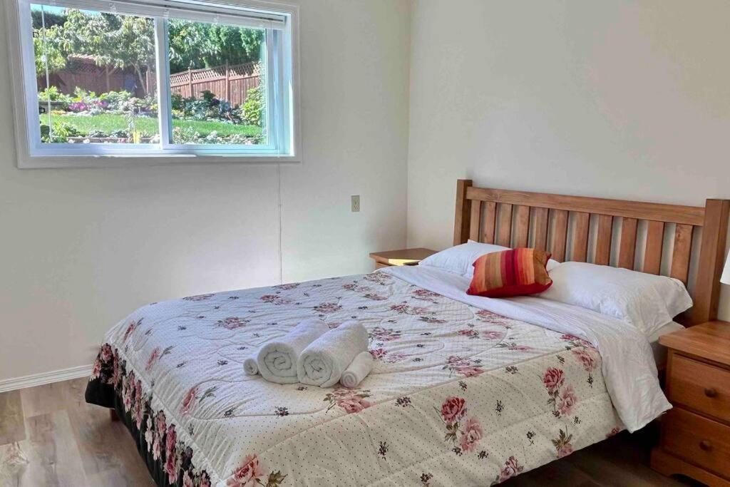 Ocean View Garden House Villa Nanaimo