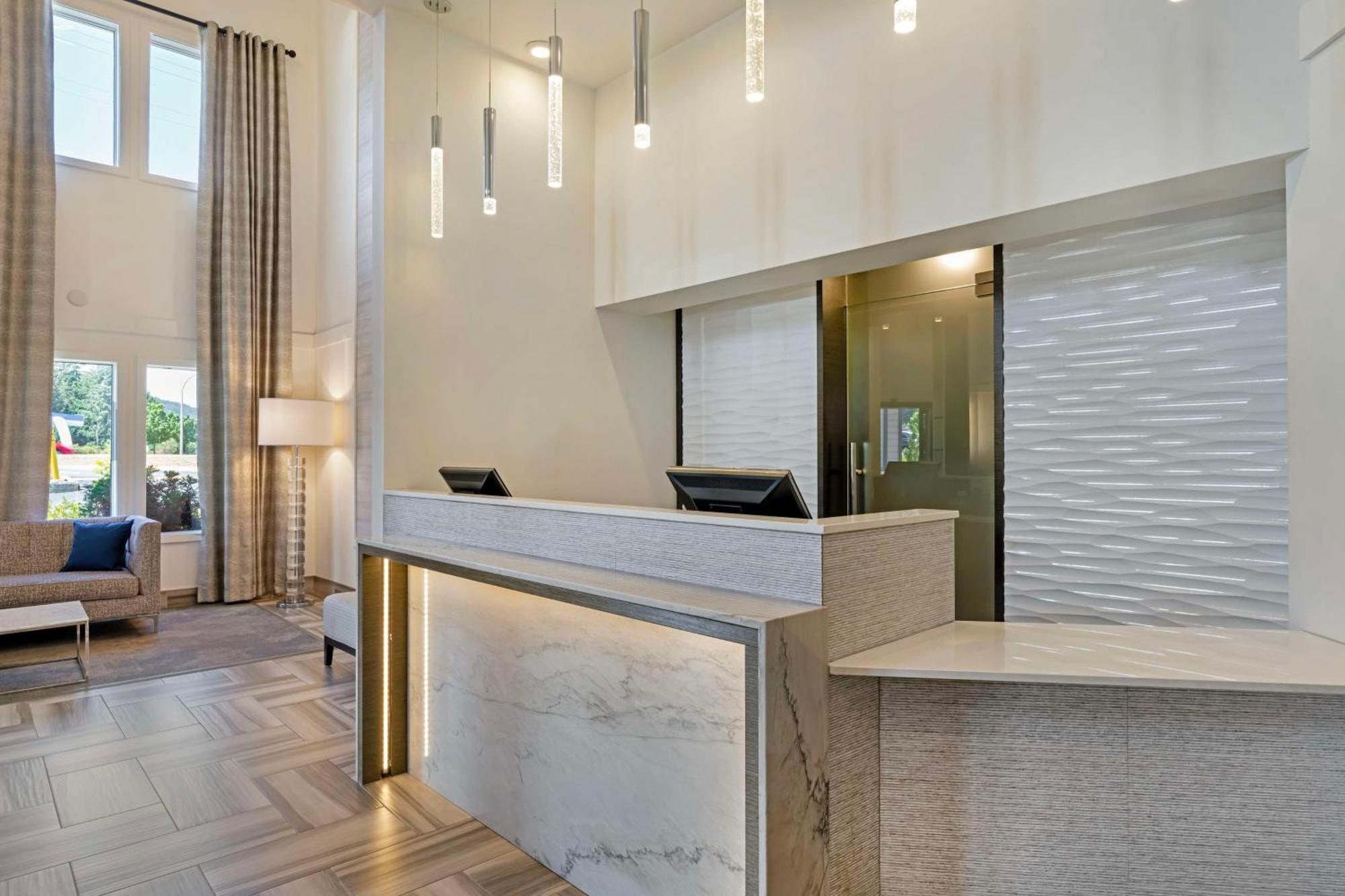 Western Northgate Hotel 3*