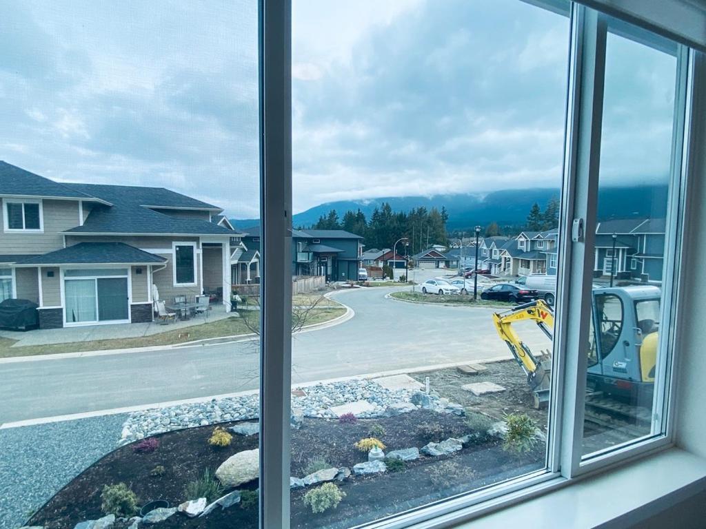 Brand New 2br In *