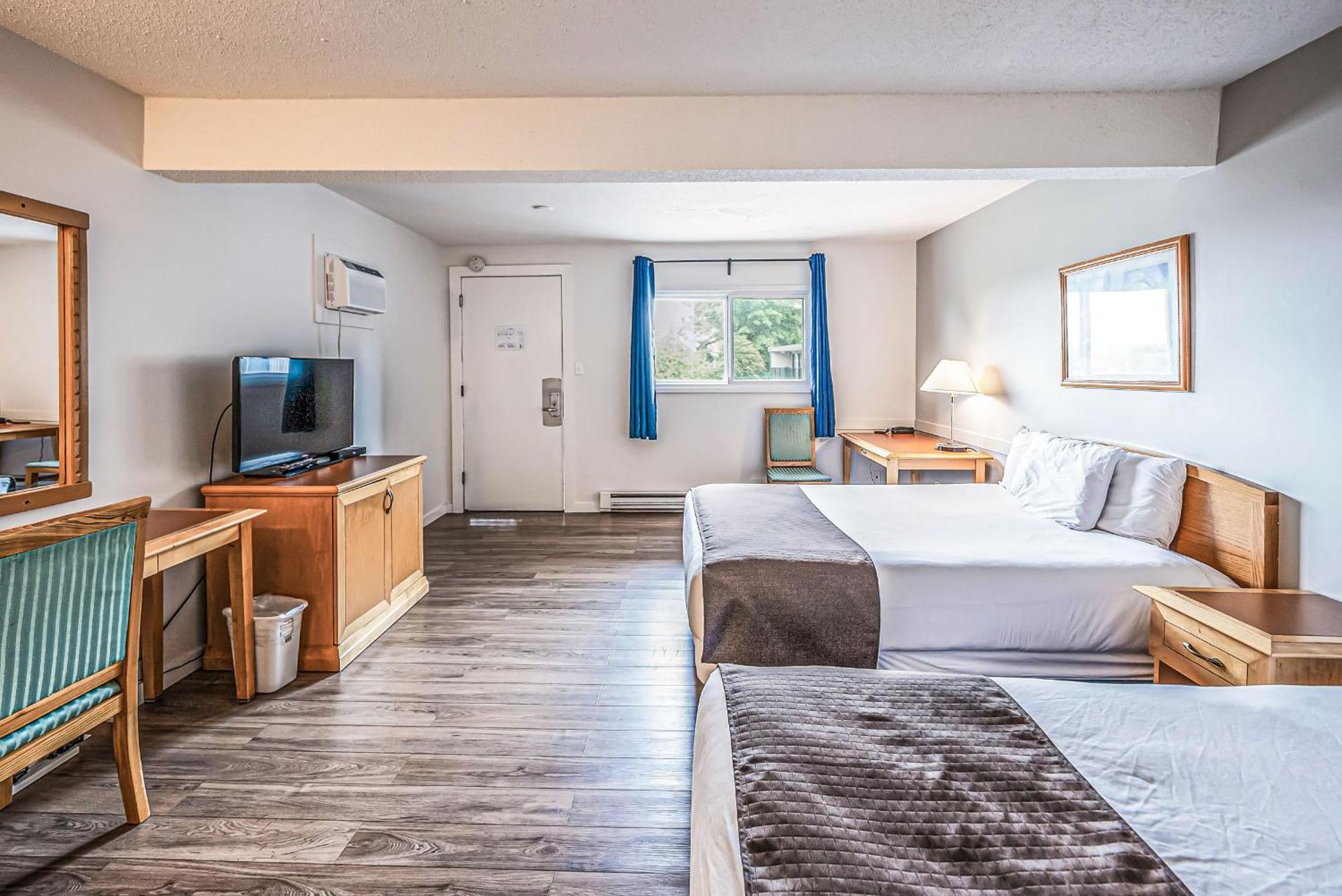 Bluebird Motel