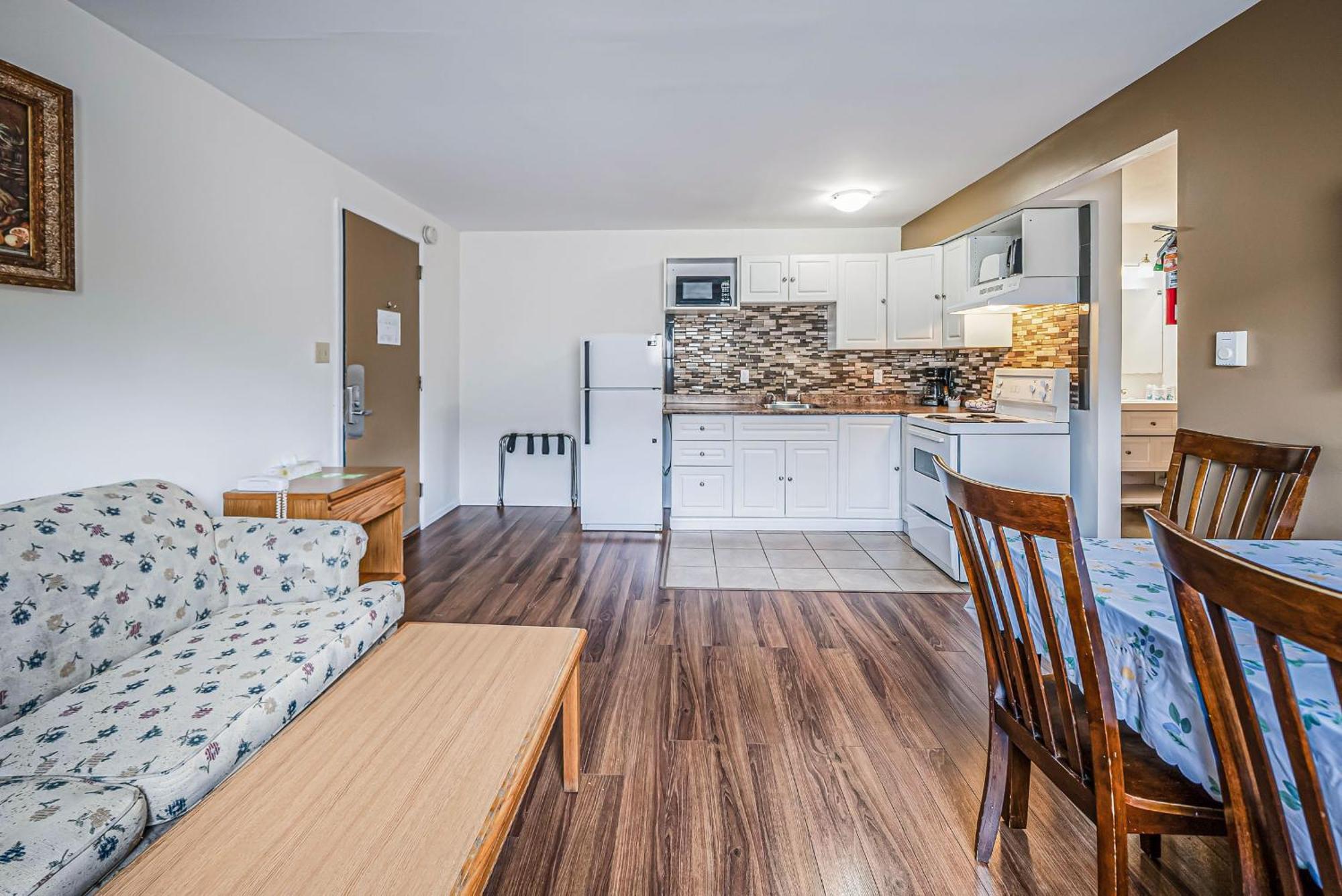 Motel Bluebird 2*