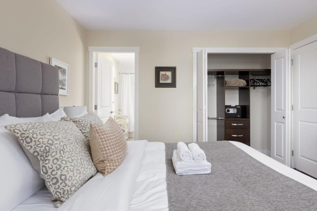 Spacious 2 Bedroom In With An Amazing View * Nanaimo