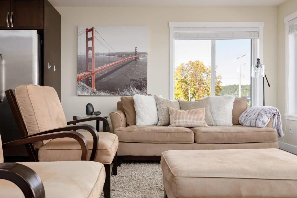 Spacious 2 Bedroom In With An Amazing View