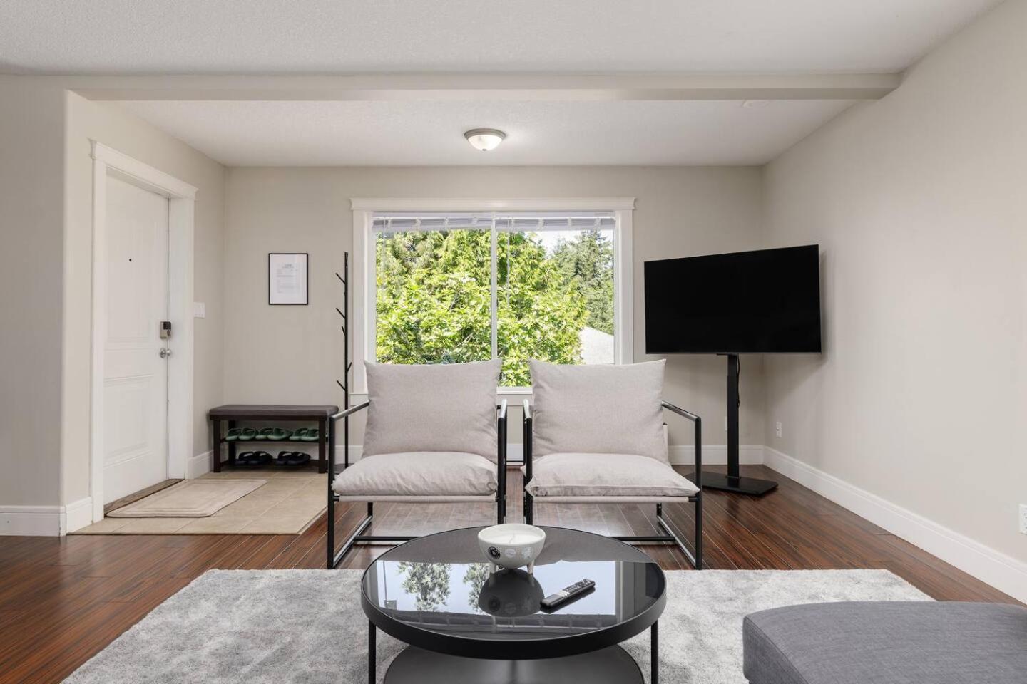 Peaceful Spacious 2br Nanaimo