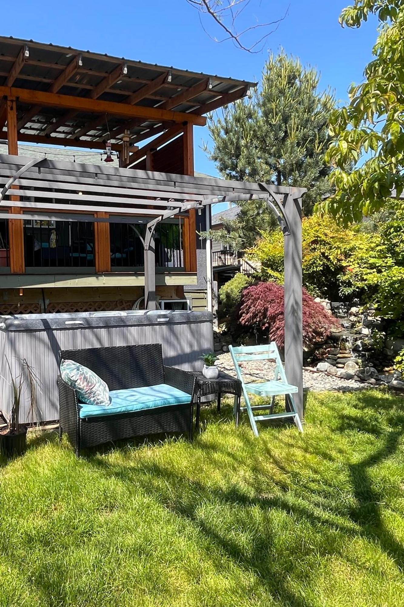 Brookside Falls Guest house Nanaimo