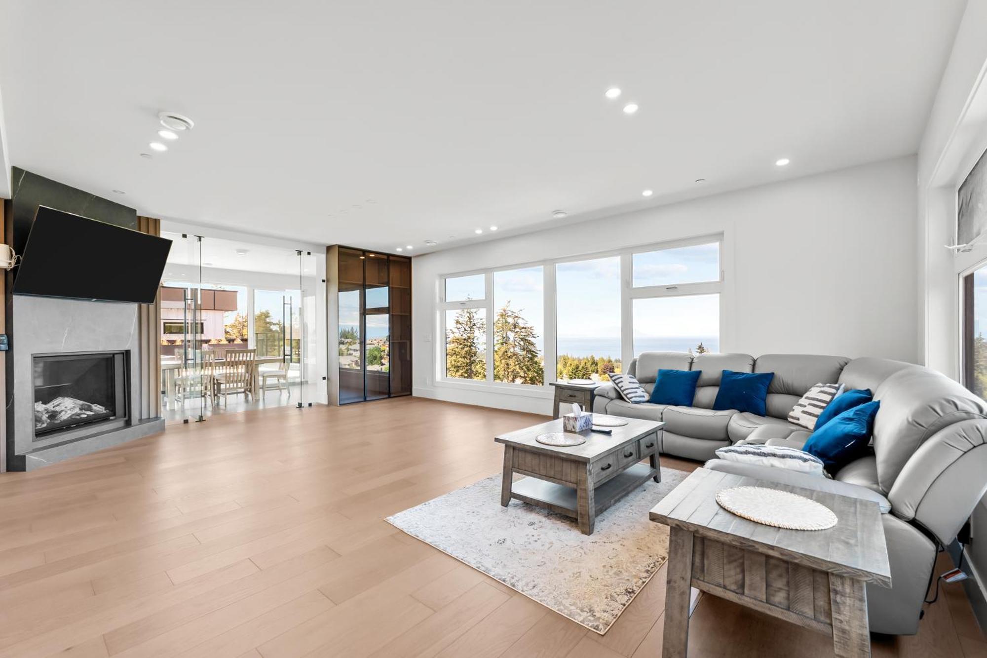 Elegant Retreat In With Style & Comfort
