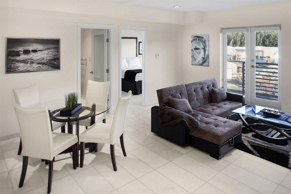 The Marinaside Hotel Nanaimo