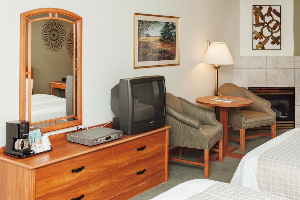 Hotel The Grand