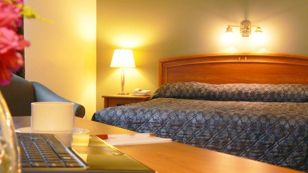 The Grand Hotel Nanaimo