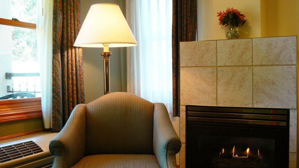 The Grand 3* Nanaimo