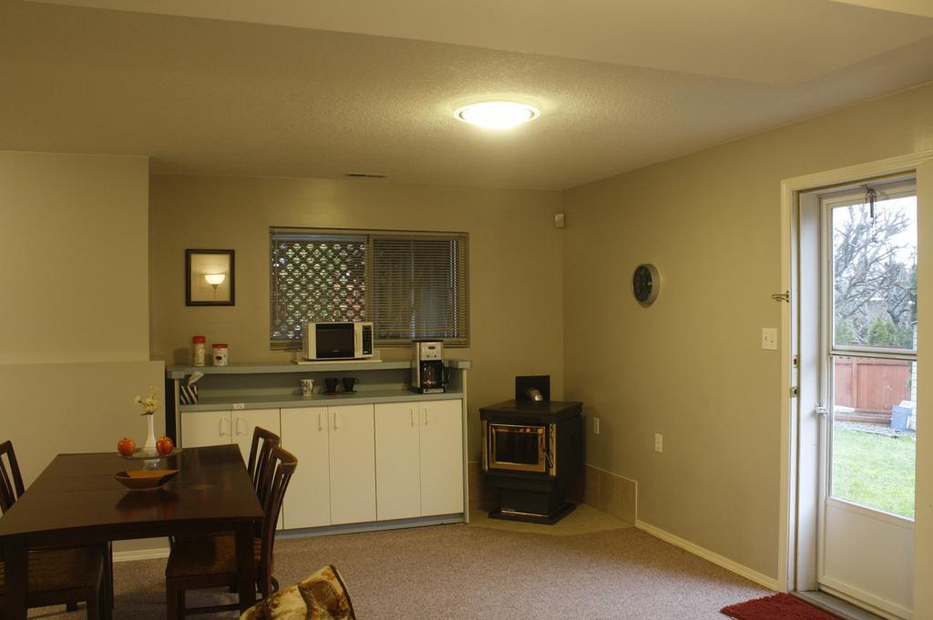 Ping's House Guest house