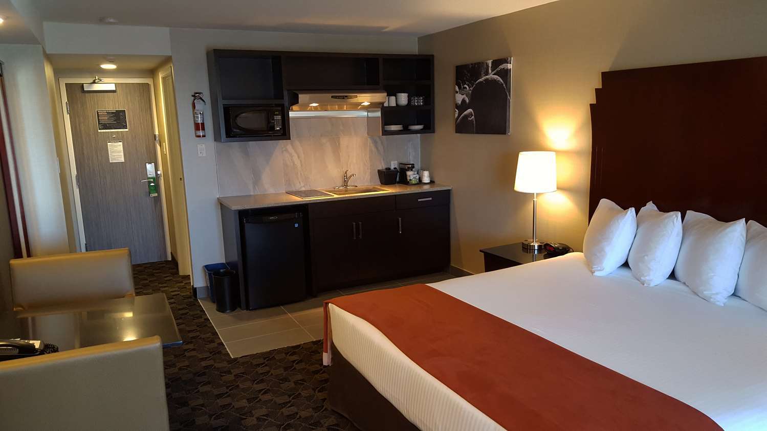 Western Northgate 3*