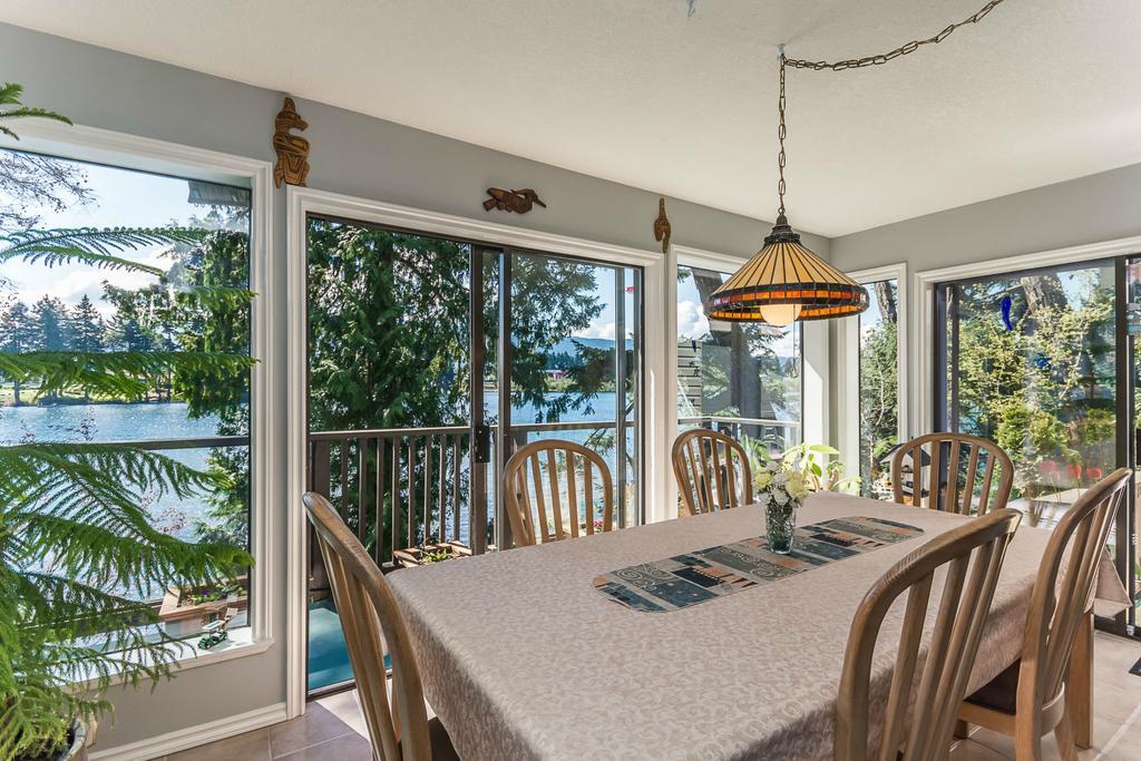 Bed & Breakfast Long Lake Waterfront Nanaimo