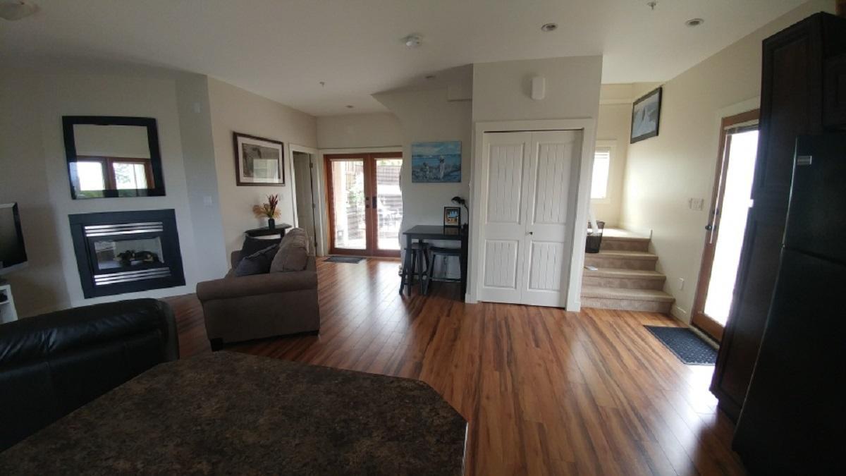 371 Milton Manor Nanaimo