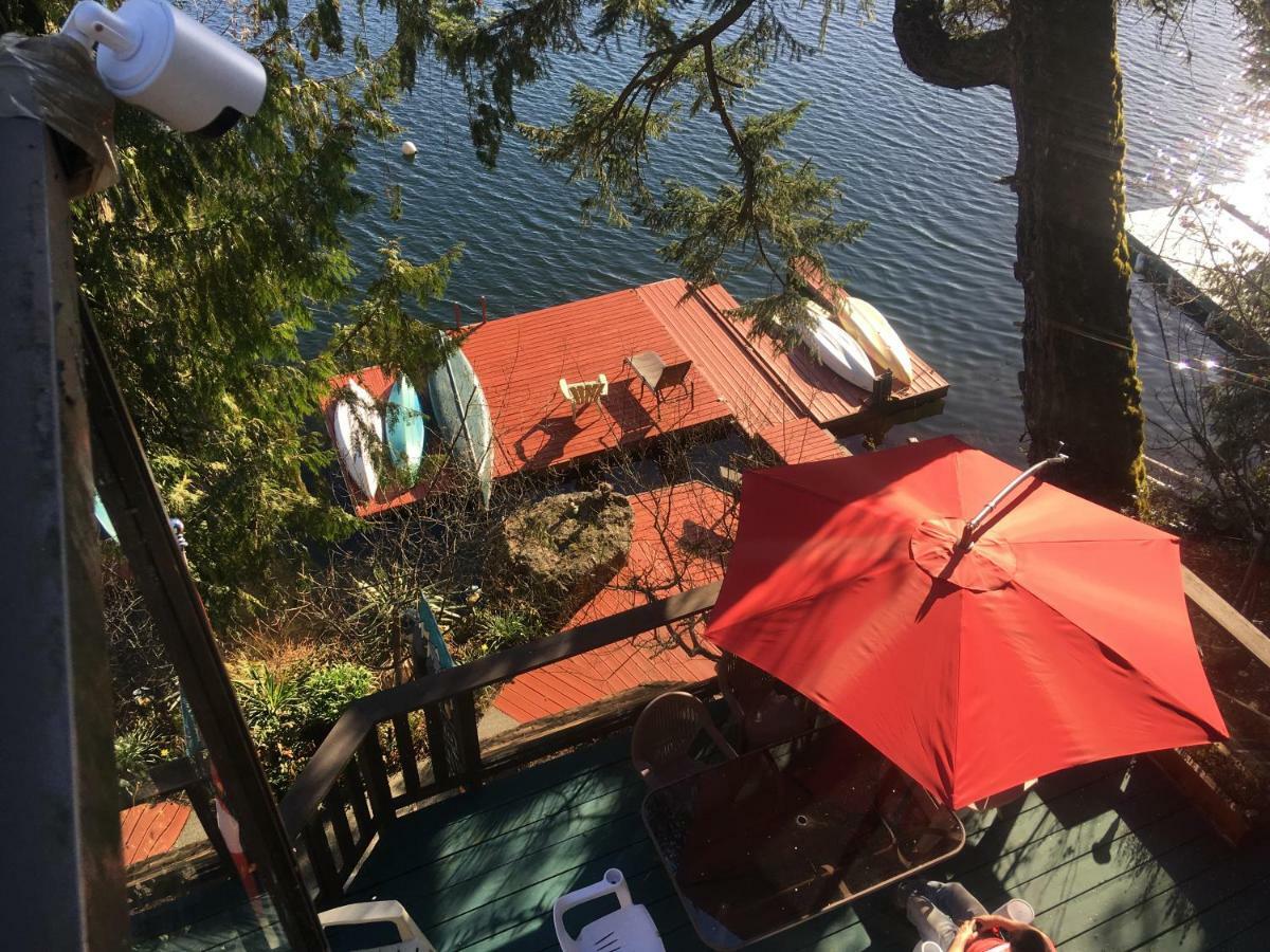 Long Lake Waterfront Bed & Breakfast Nanaimo