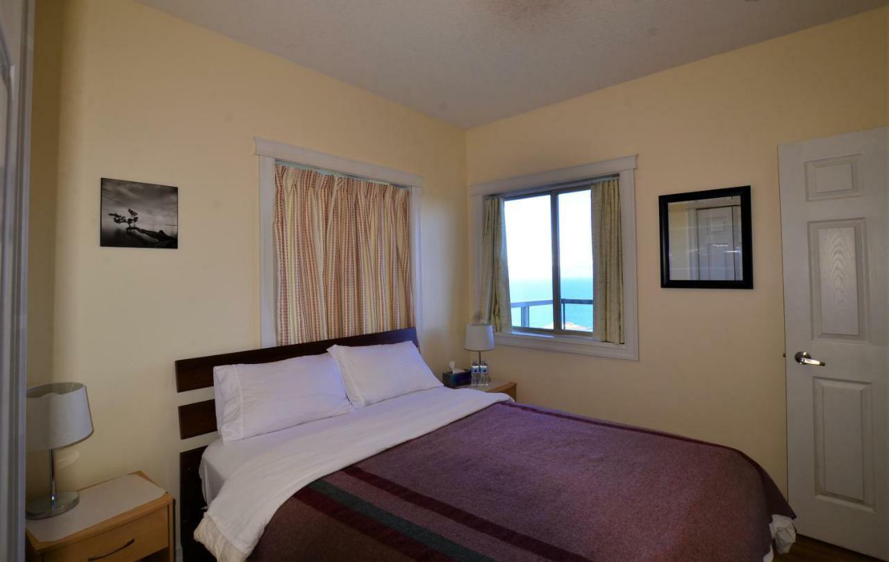 Homestay Gibralter Rock Ocean View B&B