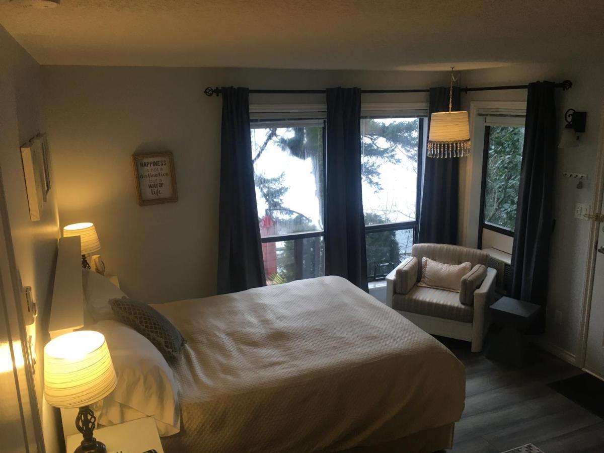Bed & Breakfast Long Lake Waterfront Nanaimo