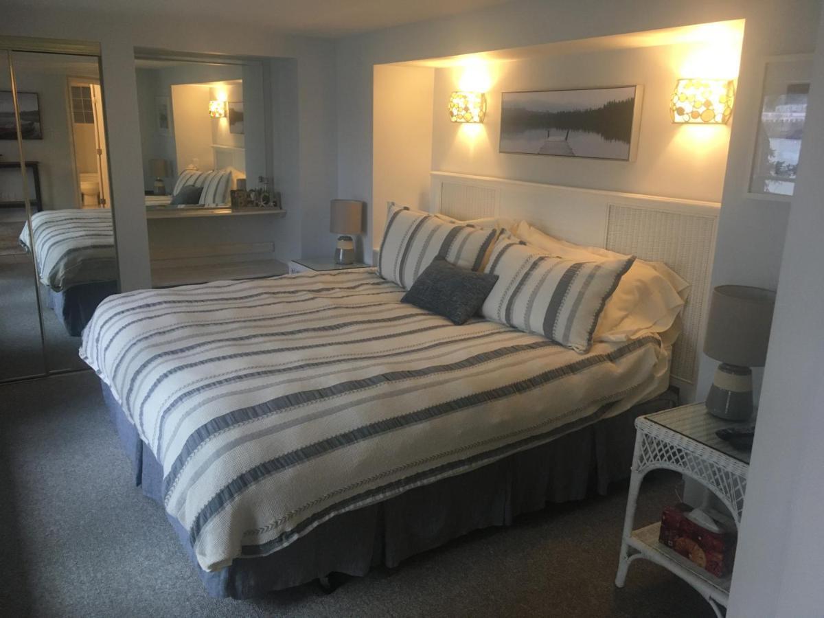 Long Lake Waterfront Bed & Breakfast