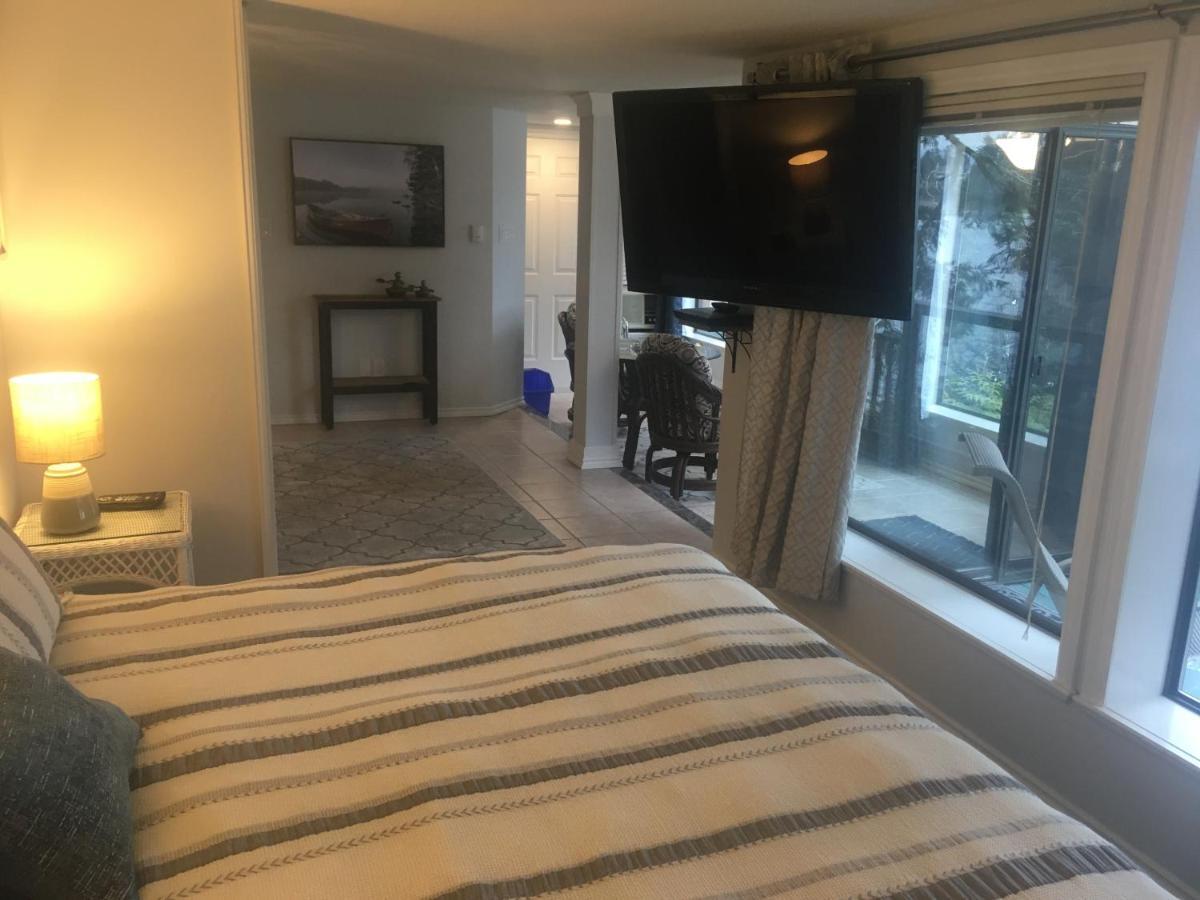 Bed & Breakfast Long Lake Waterfront Nanaimo