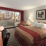 Travelodge By Wyndham Nanaimo
