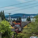 Castaway Motel