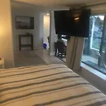 Long Lake Waterfront Bed And Breakfast