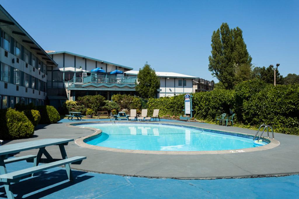 Howard Johnson By Wyndham Harbourside 2* Nanaimo
