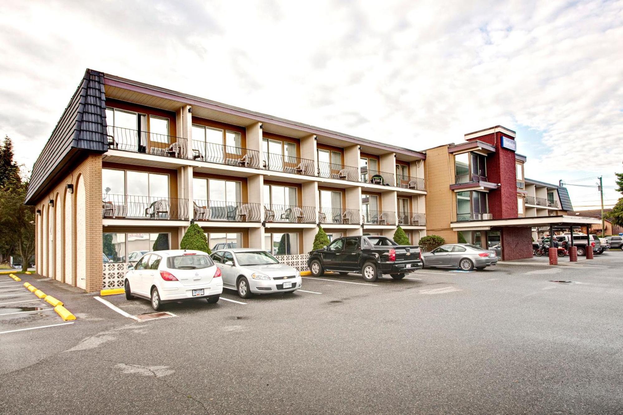 Hotel Travelodge By Wyndham 2*