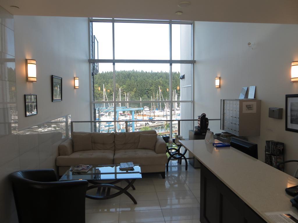 Hotel The Marinaside Nanaimo