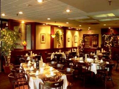 Hotel Howard Johnson By Wyndham Harbourside Nanaimo