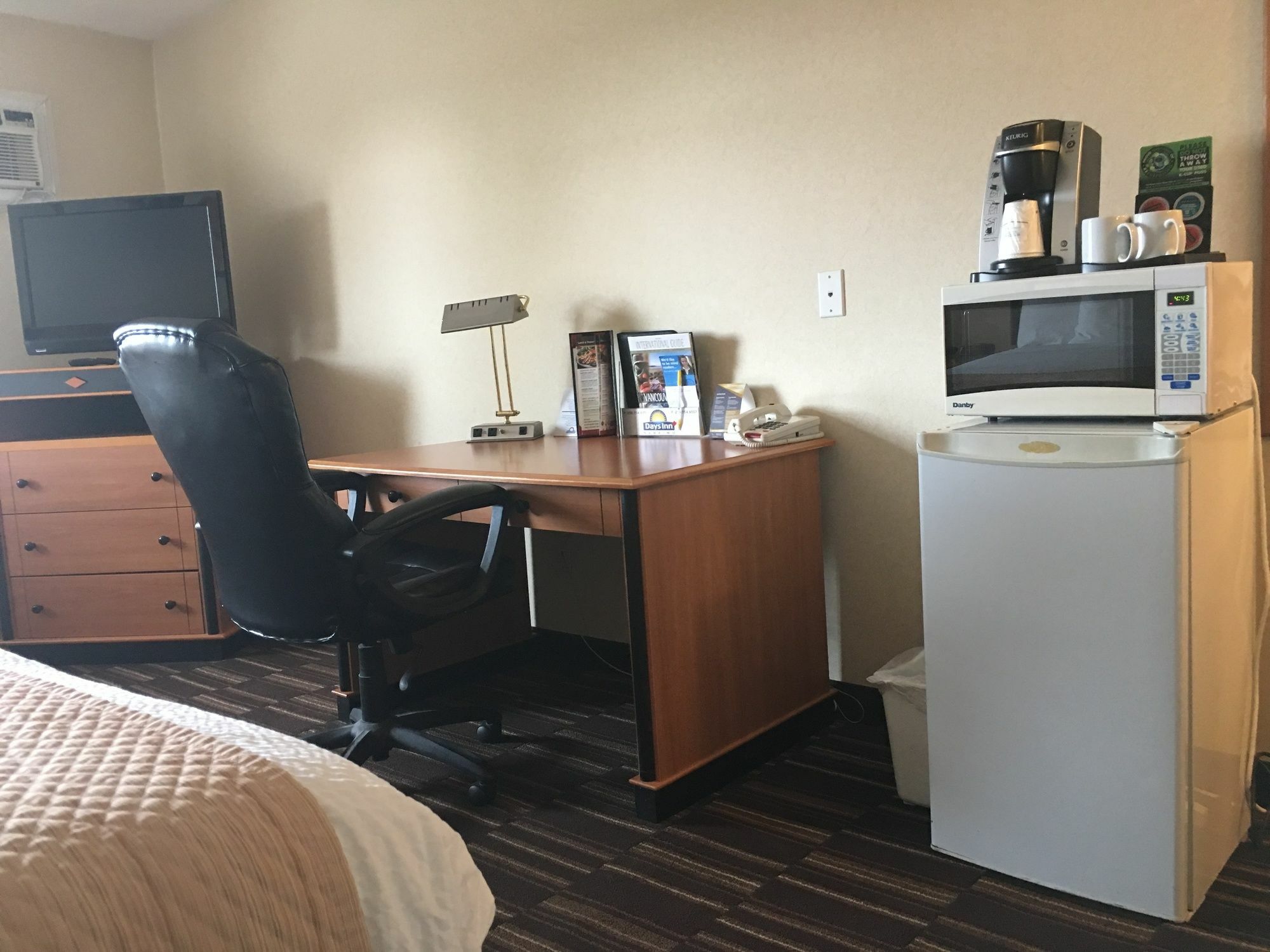 Days By Wyndham Hotel Nanaimo
