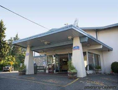 Hotel Howard Johnson By Wyndham Harbourside 2*